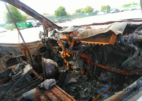 2015 Ford Transit-350 z USA, uszkodzony, nr VIN 1FTSF4XG0FKB16281